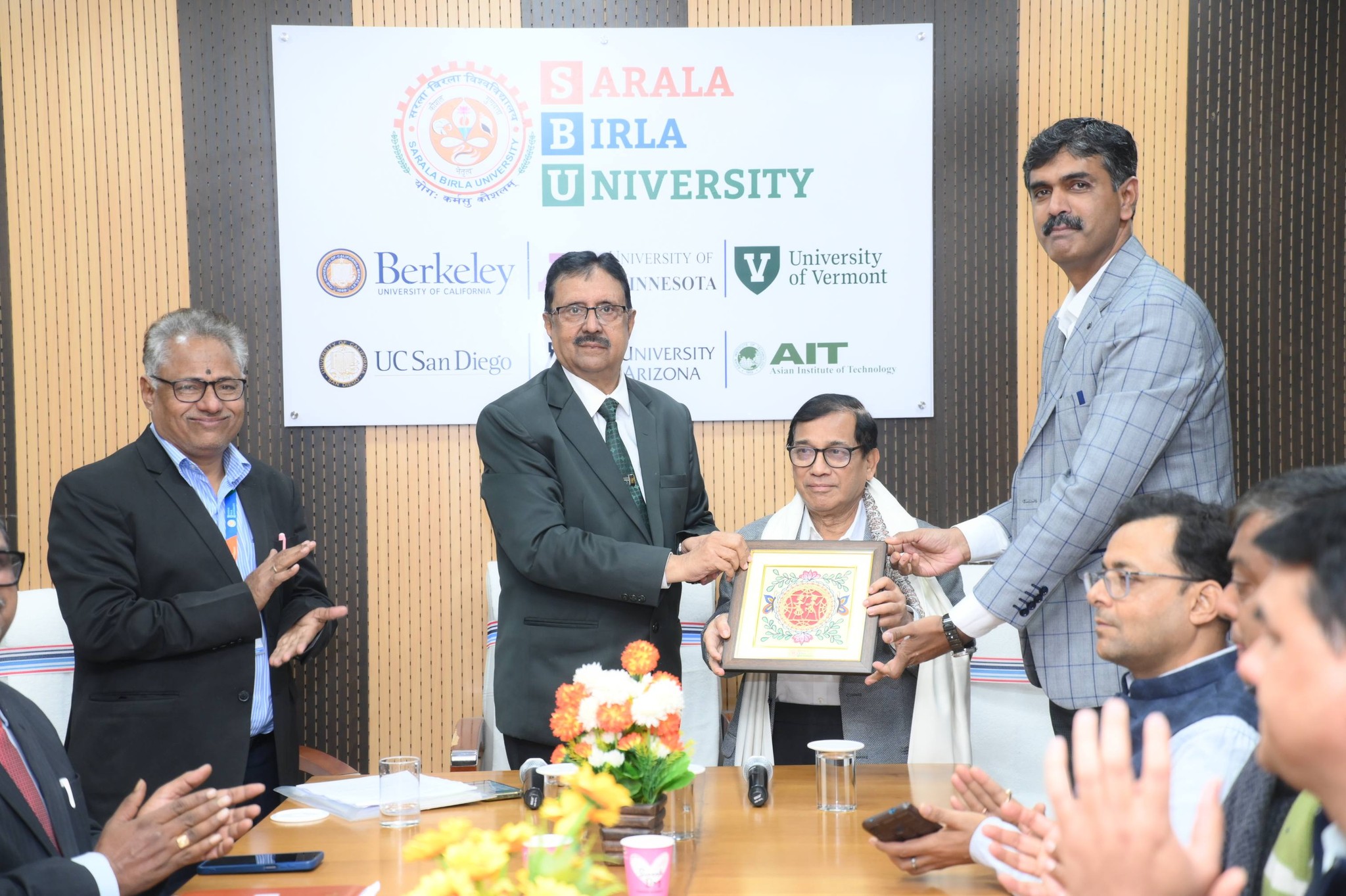 Expert Talk on “Achieving Excellence in Commerce & Management Education”